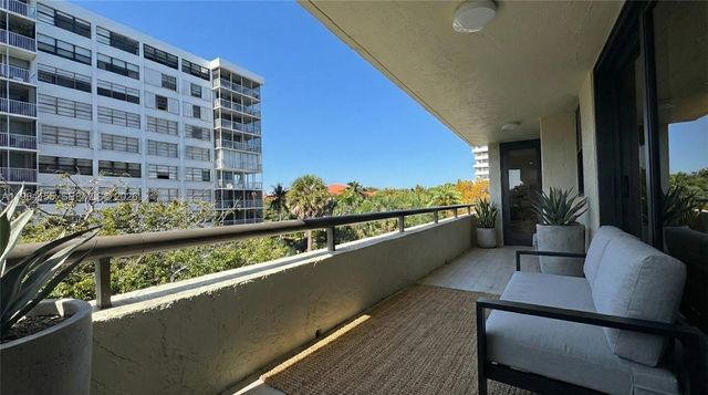 170 Ocean Lane Dr 403, Key Biscayne, FL 33149