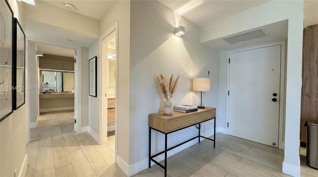 170 Ocean Lane Dr 403, Key Biscayne, FL 33149