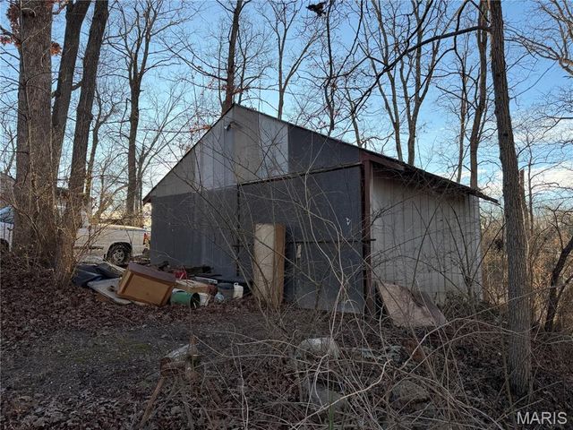 7221 N Shore Drive, Robertsville, MO 63072