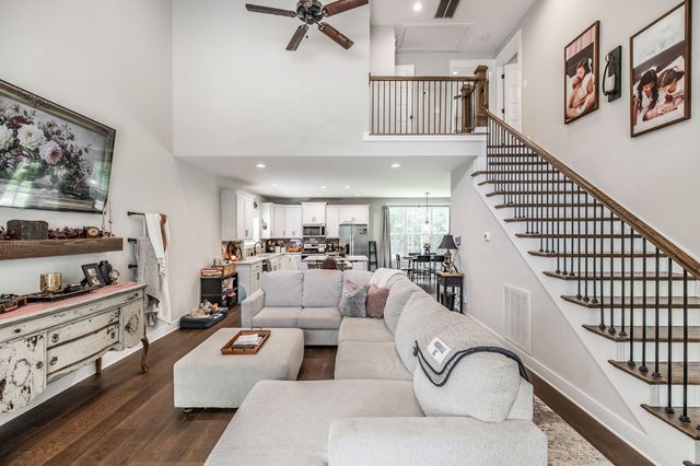8909 Cedar Grove Rd, Cross Plains, TN 37049