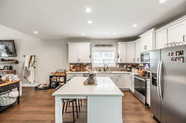 8909 Cedar Grove Rd, Cross Plains, TN 37049