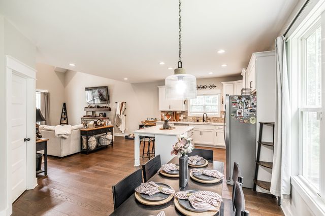 8909 Cedar Grove Rd, Cross Plains, TN 37049