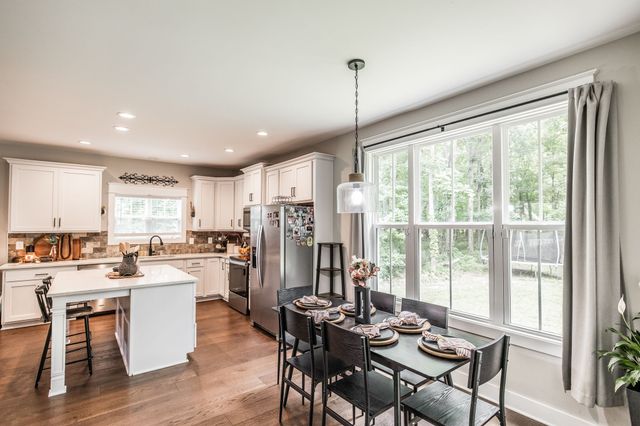 8909 Cedar Grove Rd, Cross Plains, TN 37049