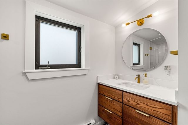 566 Proctor Ave, Revere, MA 02151