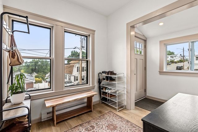 566 Proctor Ave, Revere, MA 02151