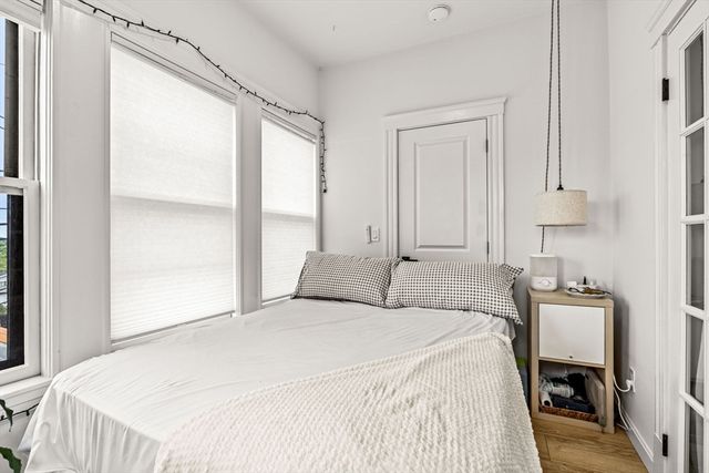 566 Proctor Ave, Revere, MA 02151