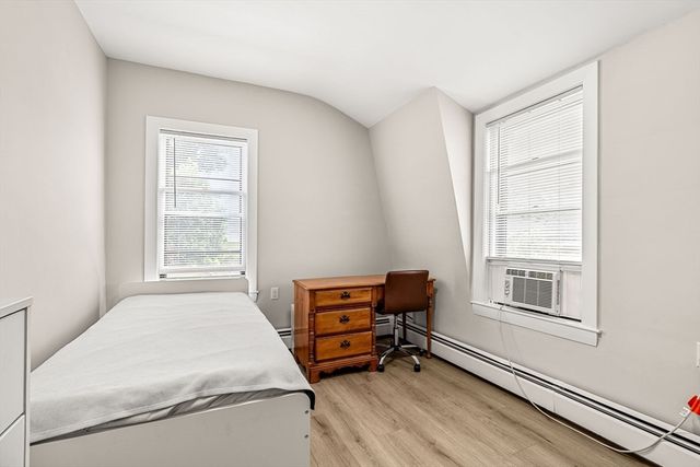 566 Proctor Ave, Revere, MA 02151