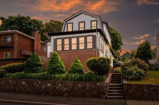 566 Proctor Ave, Revere, MA 02151