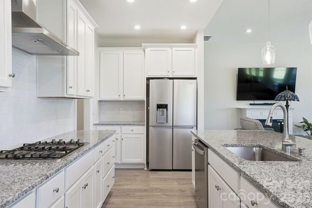 8032 Longwaters Court, York, SC 29745