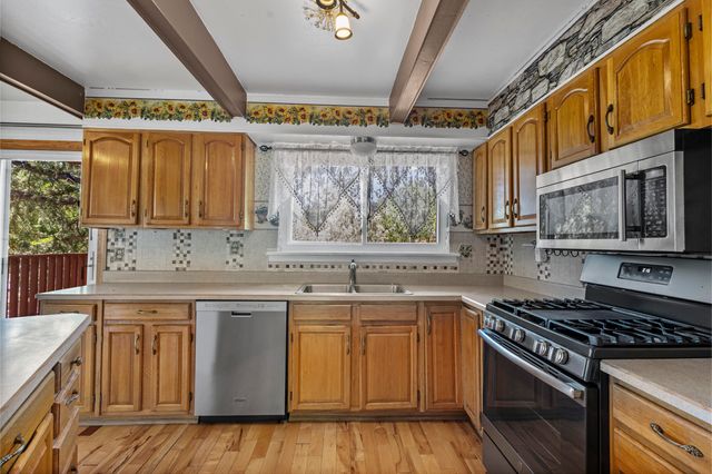 9922 COLUMBUS Circle NW, Albuquerque, NM 87114