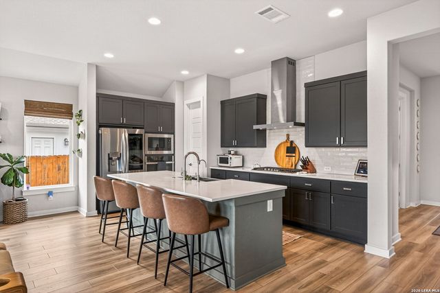 1513 NEUMANNS PT, New Braunfels, TX 78132