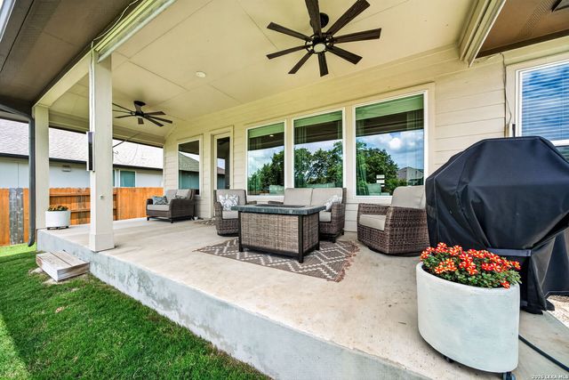 1513 NEUMANNS PT, New Braunfels, TX 78132