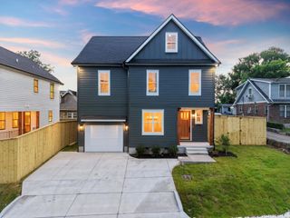 2703 Bronte Ave, Nashville, TN 37216