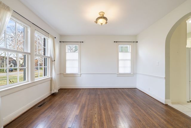 214 Lauderdale Rd, Nashville, TN 37205