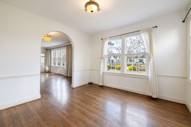 214 Lauderdale Rd, Nashville, TN 37205