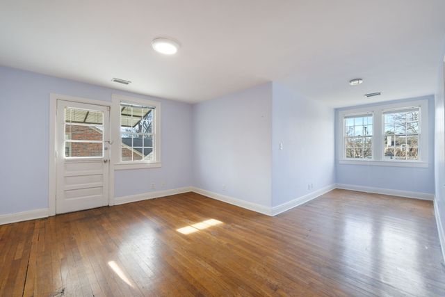 214 Lauderdale Rd, Nashville, TN 37205