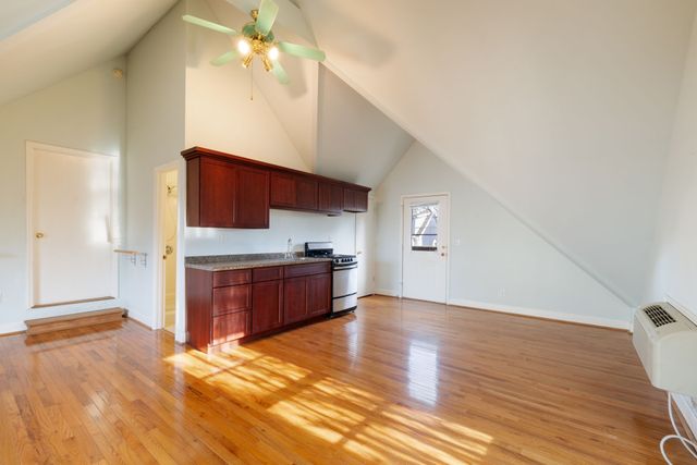 214 Lauderdale Rd, Nashville, TN 37205