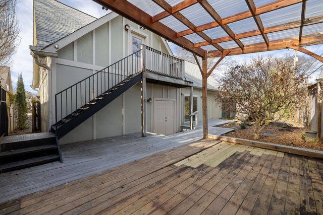 214 Lauderdale Rd, Nashville, TN 37205