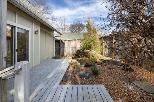 214 Lauderdale Rd, Nashville, TN 37205