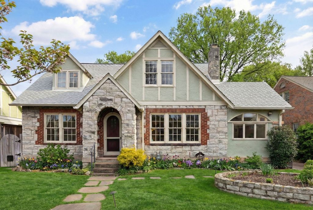 214 Lauderdale Rd, Nashville, TN 37205