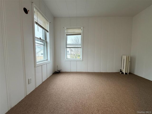 184 Cleveland Avenue, Mineola, NY 11501