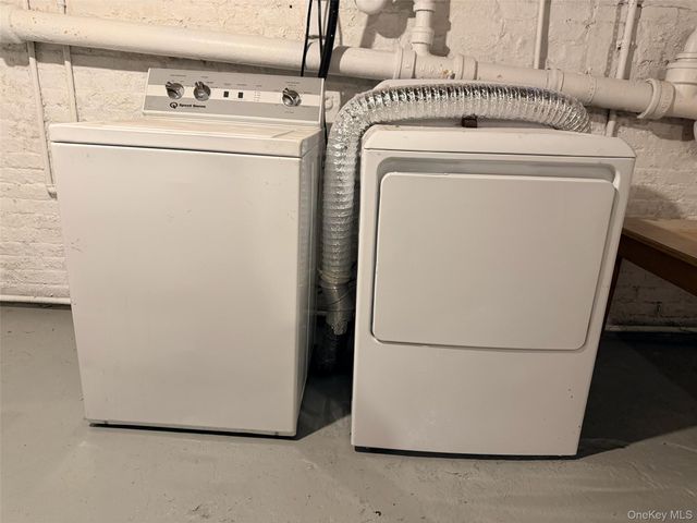 184 Cleveland Avenue, Mineola, NY 11501