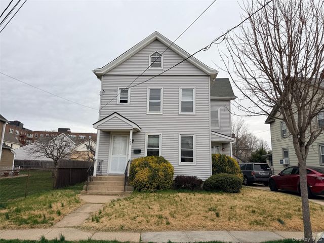 184 Cleveland Avenue, Mineola, NY 11501