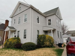 184 Cleveland Avenue, Mineola, NY 11501