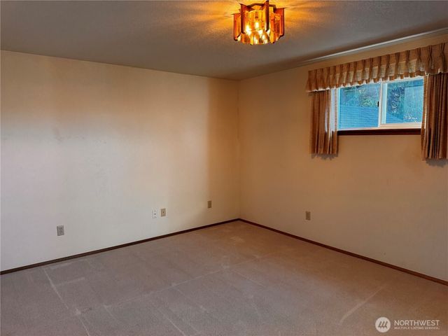 267 Scotland Drive, Camano Island, WA 98282