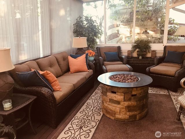 267 Scotland Drive, Camano Island, WA 98282