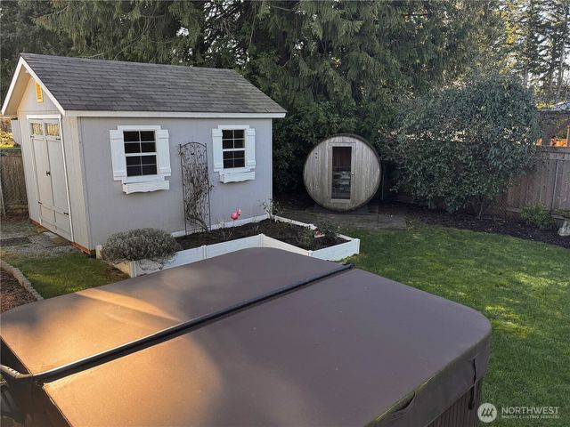 267 Scotland Drive, Camano Island, WA 98282