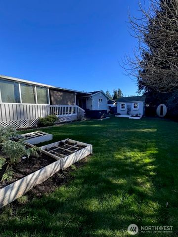 267 Scotland Drive, Camano Island, WA 98282