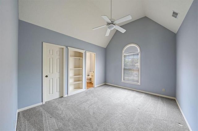 725 SW Winterwalk Lane, Lee's Summit, MO 64081