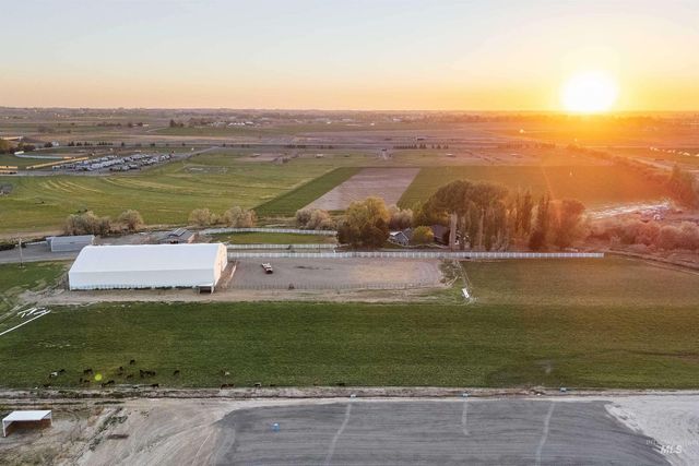 21256 Hwy 30, Filer, ID 83328