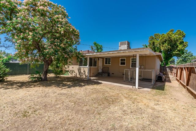 1630 N Delno Avenue, Fresno, CA 93705