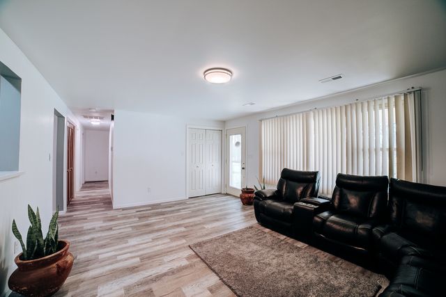 2775 E Riverview Drive, Kankakee, IL 60901