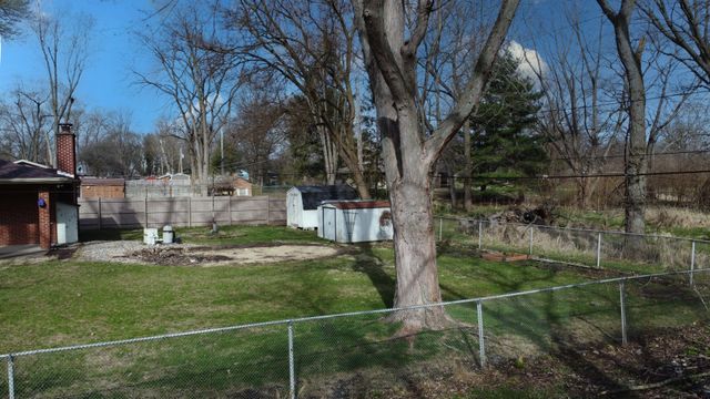 2775 E Riverview Drive, Kankakee, IL 60901