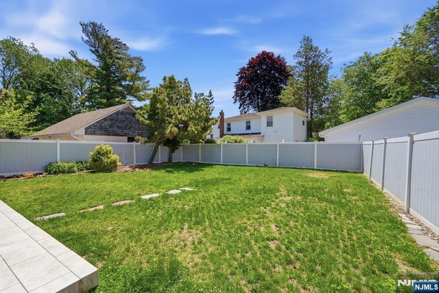 319 E Madison Avenue, Dumont, NJ 07628