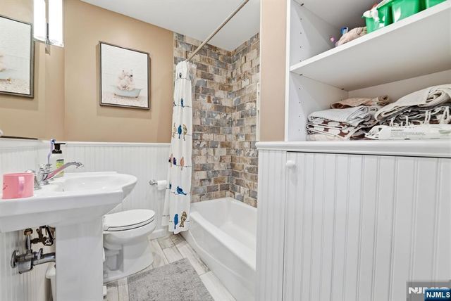 319 E Madison Avenue, Dumont, NJ 07628