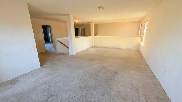 7105 Lake Roberts Way, Arlington, TX 76002