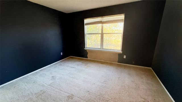 7105 Lake Roberts Way, Arlington, TX 76002