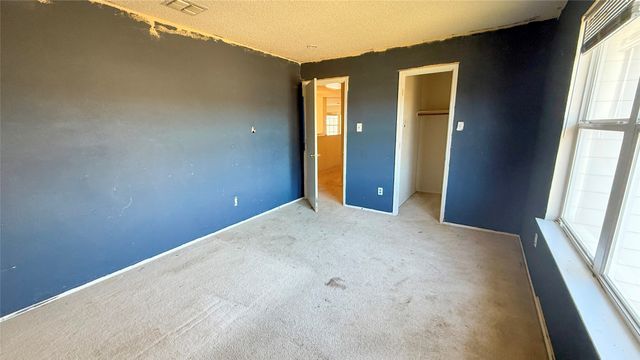 7105 Lake Roberts Way, Arlington, TX 76002