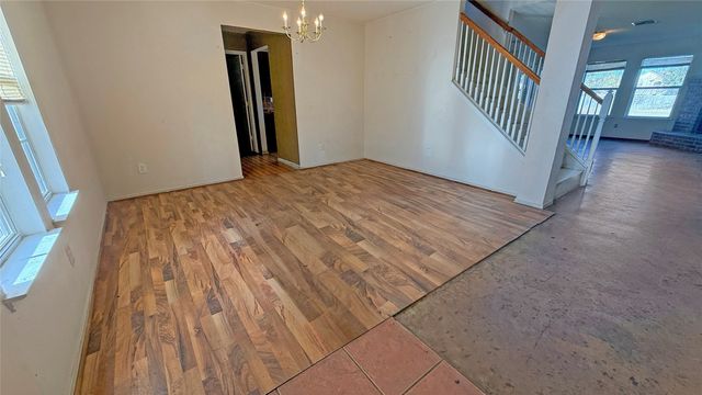 7105 Lake Roberts Way, Arlington, TX 76002