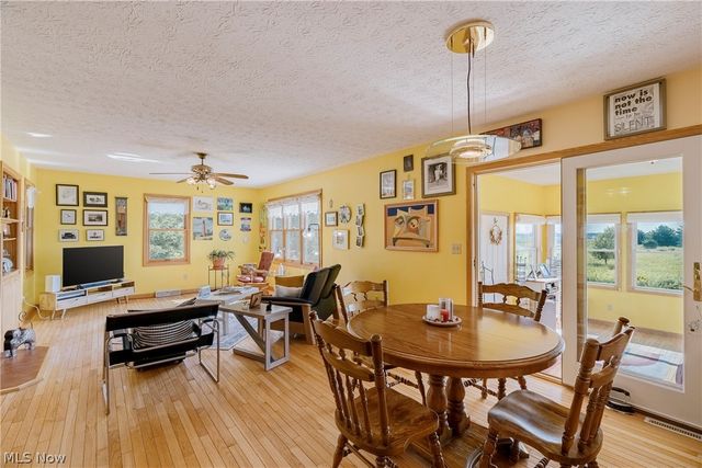 5174 Oakhill Street, Louisville, OH 44641