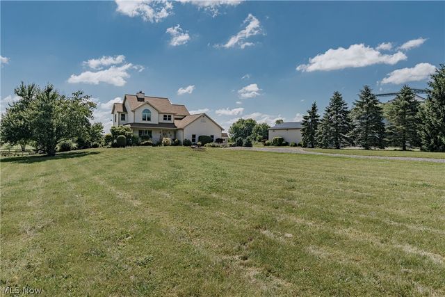 5174 Oakhill Street, Louisville, OH 44641