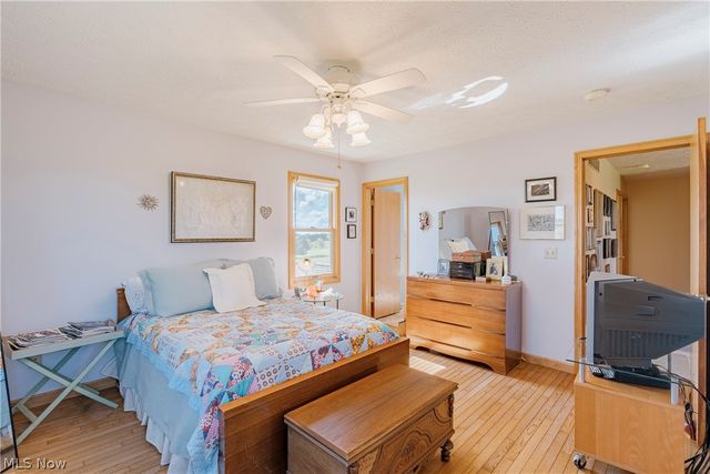 5174 Oakhill Street, Louisville, OH 44641