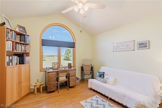 5174 Oakhill Street, Louisville, OH 44641