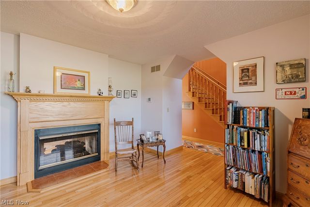 5174 Oakhill Street, Louisville, OH 44641