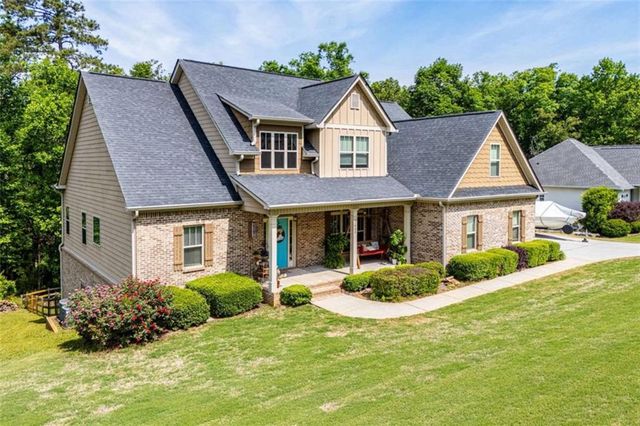 7660 Brookcrest Court, Douglasville, GA 30135