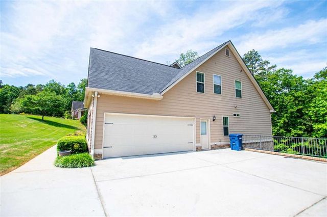 7660 Brookcrest Court, Douglasville, GA 30135